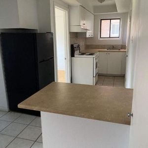 3.5 près station métro Honoré-Beaugrand - Photo 2