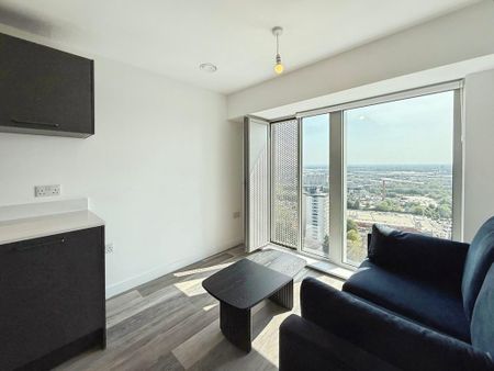 1 bedroom flat to rent - Photo 2