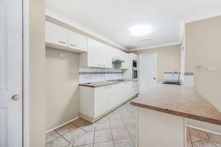 1A Wallace Close, Hornsby Heights NSW 2077 - House For Rent | Domain - Photo 2
