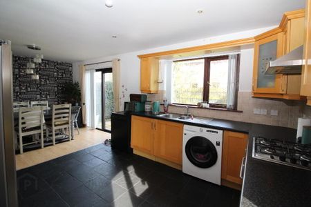 22 Glenabbey Crescent, Newtownabbey, BT37 0YS - Photo 2