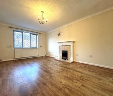 4 bedroom detached house to rent - Photo 4