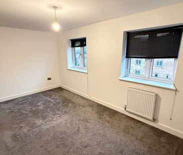 Leatham Avenue, Rotherham - Photo 2