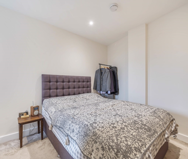 The Feathers Apartments, Feathers Yard, RG21 - Photo 6