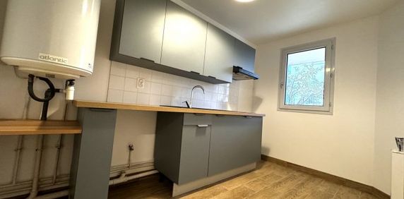 Studio Montigny-le-Bretonneux 35 m² - Photo 2