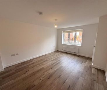 2 bedroom house to rent Tillage Road, Wellingborough, Northamptonsh... - Photo 1