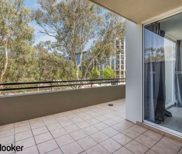 In the heart of Dickson - Photo 4