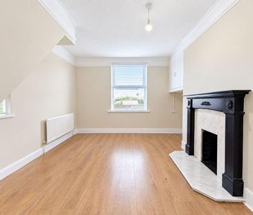 4 bedroom detached house to rent - Photo 6