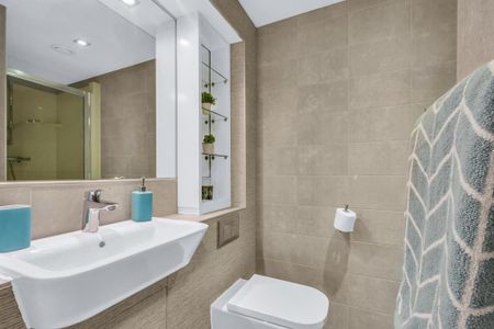 1 bedroom private hall to rent - Photo 4