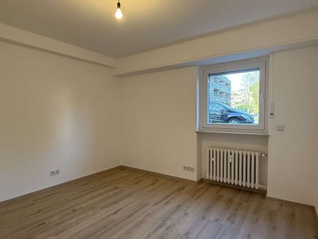 KREFELD-BOCKUM - FRISCH MODERNISIERTE 3-ZIMMERWOHNUNG MIT TERRASSE & GARTEN NAHE BOCKUMER PLATZ - Photo 4