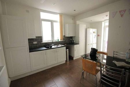 Aigburth Road, Liverpool, L17 - Photo 3