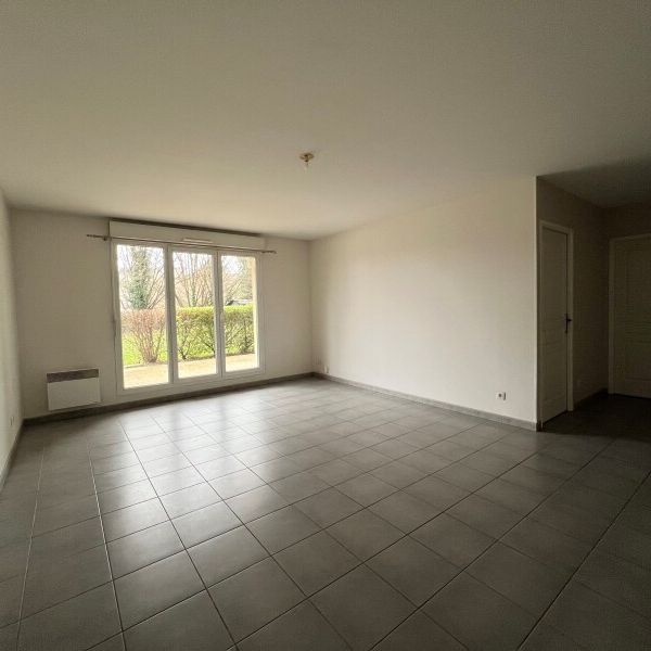 Location Appartement 3 pièces 66m² ST JEAN DE LA RUELLE 45140 - Photo 1