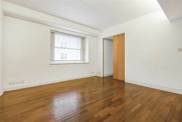 The Highway, The Highway, E1W - Photo 1