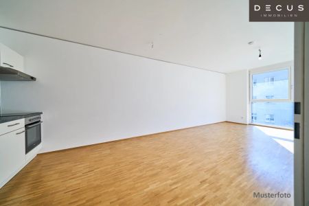 | 2-ZIMMERWOHNUNG MIT BALKON | NÄHE HAUPTBAHNHOF - Photo 3