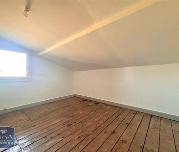 Location Appartement 4 pièces 103m² ST QUENTIN DE BARON 33750 - Photo 2