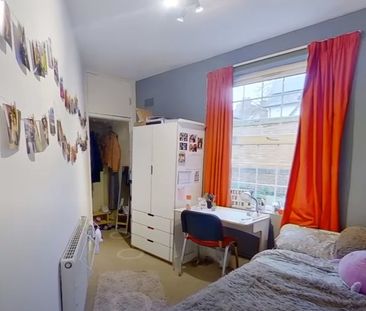 7 Bedroom Flat - Photo 5