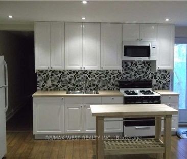For Lease - 111 Lippincott Street Unit# Lower, Toronto, Ontario - Photo 4