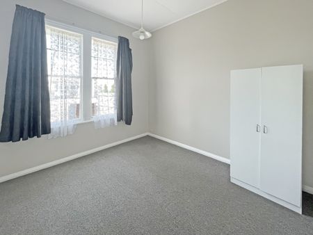 Don't judge a book by it's cover! - Photo 2