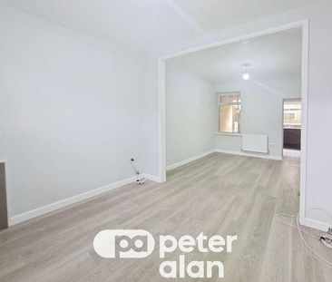 Neath Road, SA6 - Photo 5