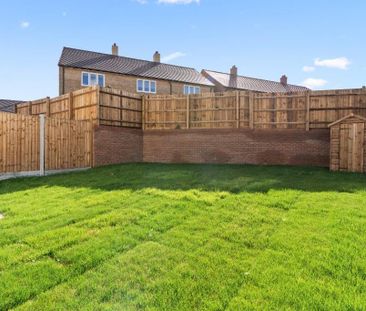 3 bedroom end of terrace house to rent - Photo 4