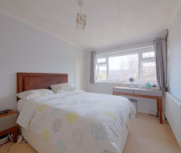 2 bedroom maisonette to rent - Photo 3
