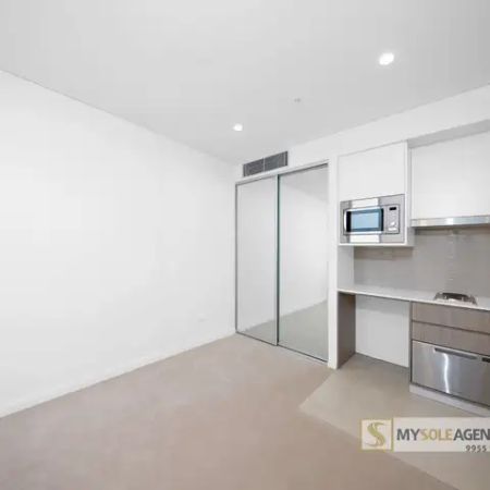 “Boutique Studio apartment for lease with boutique views” - Photo 4