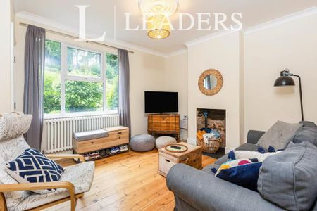 3 bedroom terraced house to rent - Photo 2