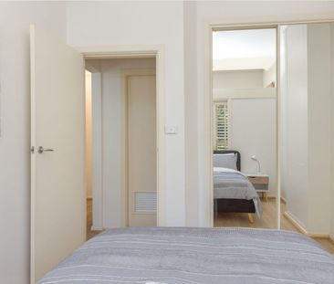 Fully Furnished One Bedroom Apartment in Excellent Location with Pa... - Photo 2