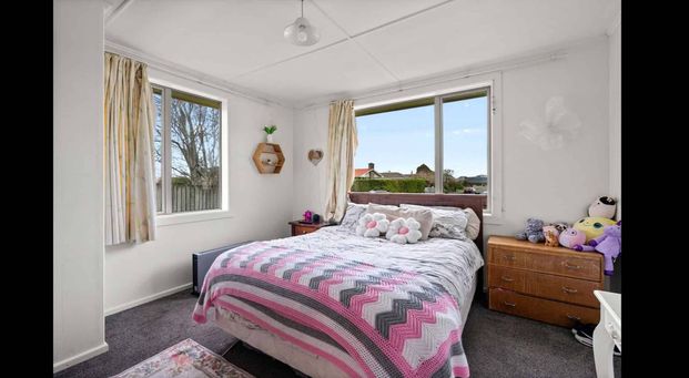 Warm 3 Bedroom Home - Low Maintenance - Glengarry - Photo 1