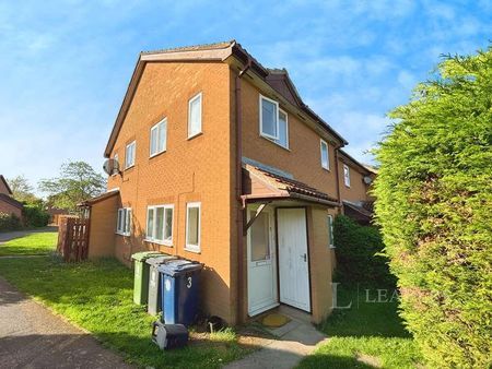 The Oaks, The Oaks, Milton, CB24 - Photo 2