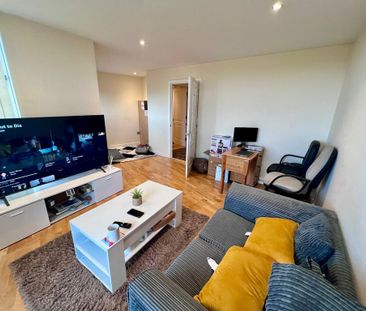 1 bedroom apartment to rent - Photo 2