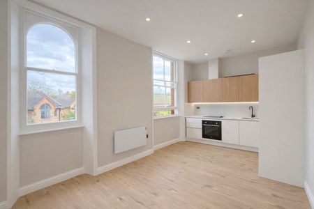 2 Bed Flat, Queens Road, TW10 - Photo 2