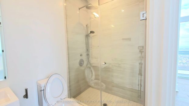 39 Roehampton Avenue #4605 - Photo 1