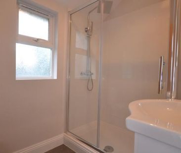 1 bedroom Flat To Let - Photo 4
