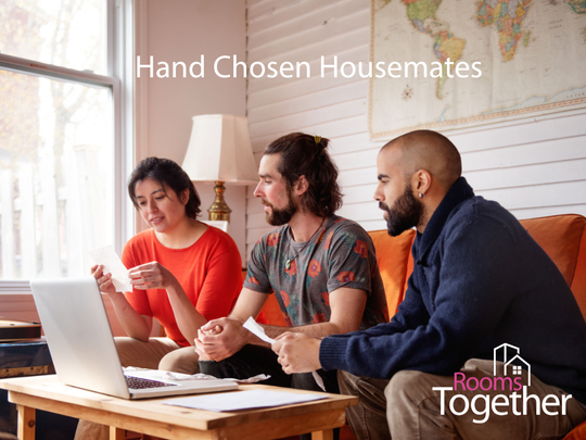 Town Centre Ensuite Free Netflix & Disney+ 🏡📲 Room 3 - Photo 1