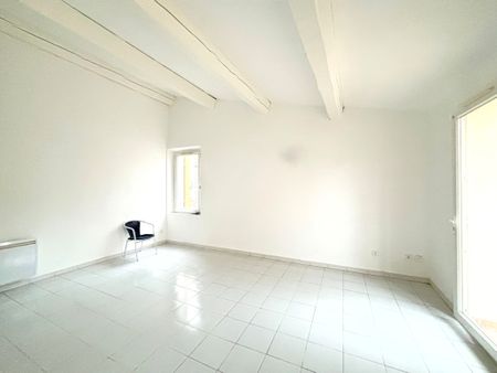 Location Appartement 3 pièces 66m² CASSIS 13260 - Photo 2