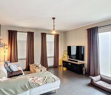 Woning te huur in Waarschoot voor € 1.150 met 3 slaapkamers - Photo 1