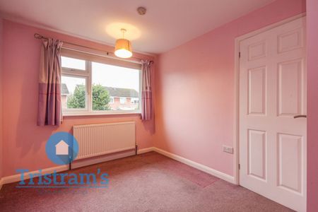 3 bed Semi-Detached House for Rent - Photo 5
