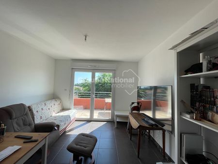 Location Appartement 2 pièces 38m² - Photo 2