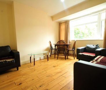 2 bedroom ground floor maisonette to rent - Photo 2