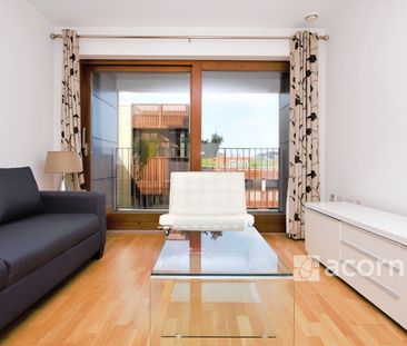 Flat to rent - Spa Road, London Bridge, SE16 - Photo 4