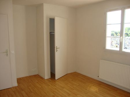 Location Maison 4 pièces 92m² - Photo 4