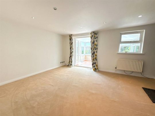 3 bedroom detached house to rent - Photo 1