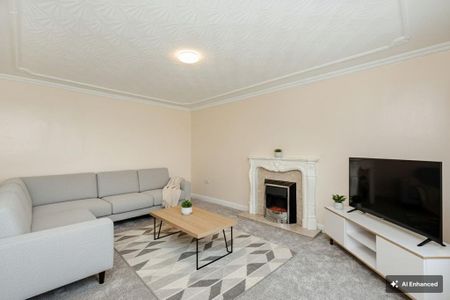 3 bedroom semi-detached house to rent - Photo 2