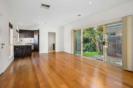 Register to Inspect / Peaceful, Private & Perfectly Positioned – A Hidden Gem in Altona North - Photo 3