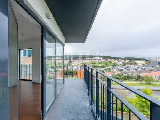 Luxury Flat for rent in Campolide, Lisbon - Photo 1