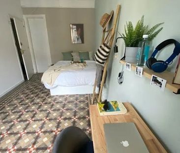 Carrer de Balmes, Barcelona, Catalonia 08008 - Photo 3