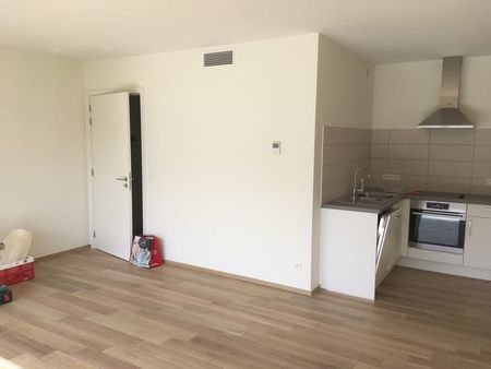 Appartement te huur - Foto 3