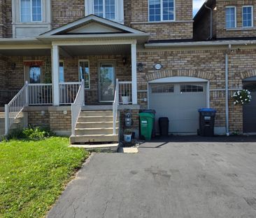 For Lease - 6523 Skipper Way, Mississauga, Ontario - Photo 2