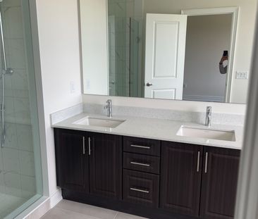 For Lease - 14 Falby Road, Brampton, Ontario - Photo 3