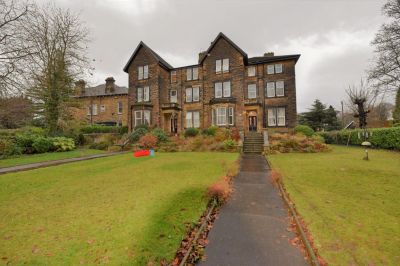 2 bedroom Flat in Springwood Road Flat 10, Leeds - Photo 5